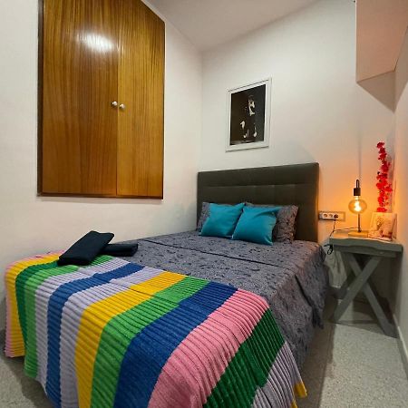 Plaza Universidad Rooms Барселона Екстер'єр фото