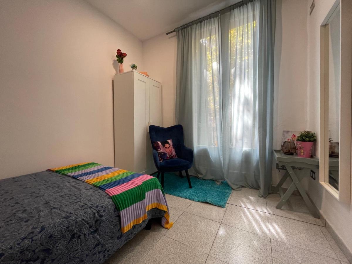 Plaza Universidad Rooms Барселона Екстер'єр фото