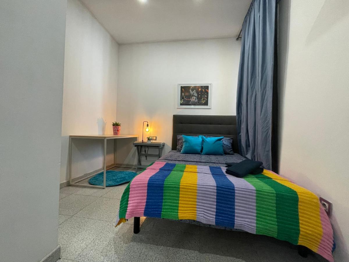 Plaza Universidad Rooms Барселона Екстер'єр фото